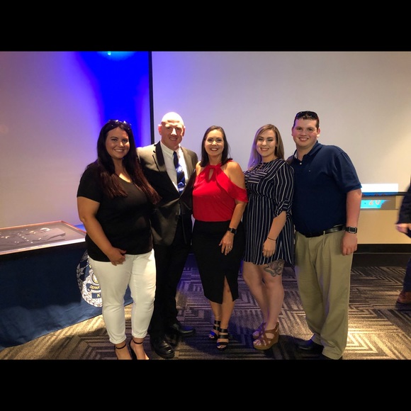 Meet your Posher, Linda - Picture 3 of 8